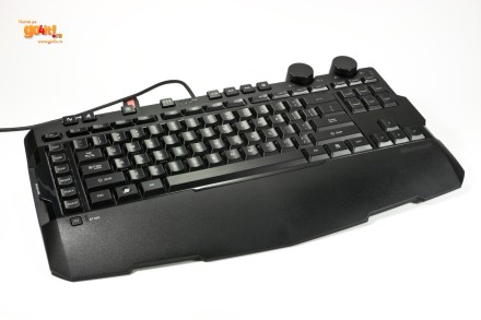 Tastatura fara pad-ul numeric
