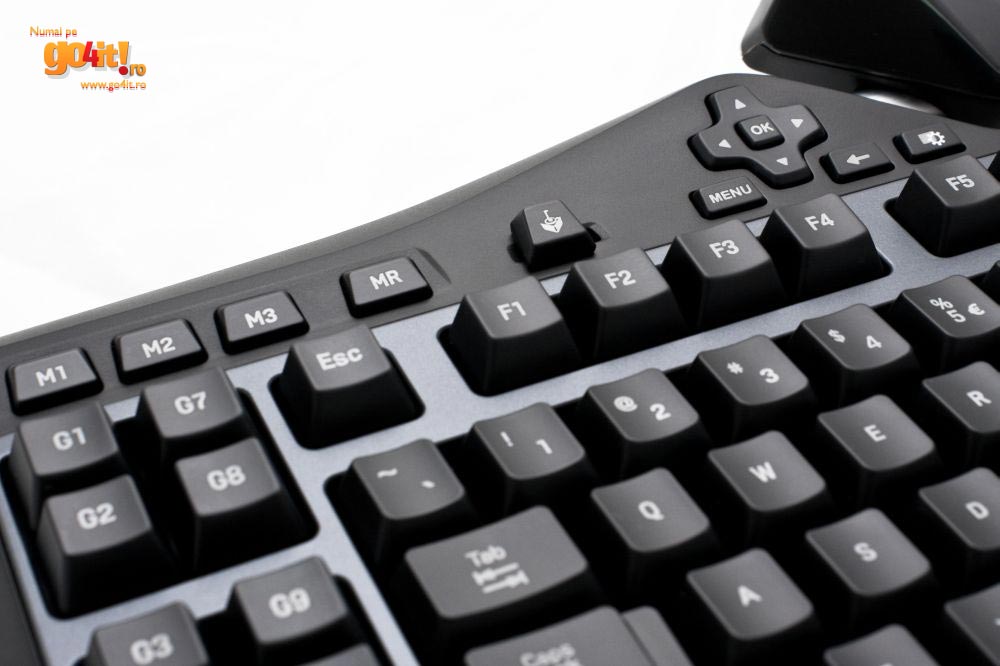 Logitech G19