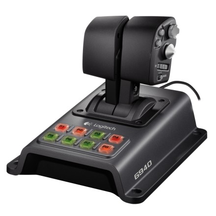 Logitech Flight System G940 - manşa cu butoane programabile Logitech Flight System G940 - manşa cu butoane programabile