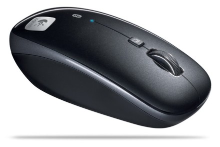 Logitech M555b nu are butoane laterale Logitech M555b nu are butoane laterale