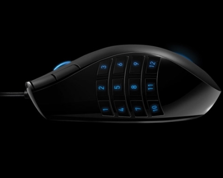 Mouse-ul Naga de la Razer cu cele 12 butoane laterale programabile Mouse-ul Naga de la Razer cu cele 12 butoane laterale programabile