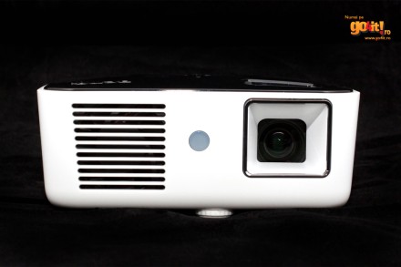 BenQ Joybee GP1 - un mini-proiector foarte atractiv