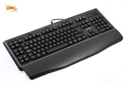 Logitech G110 va ocupa mult spaţiu pe birou