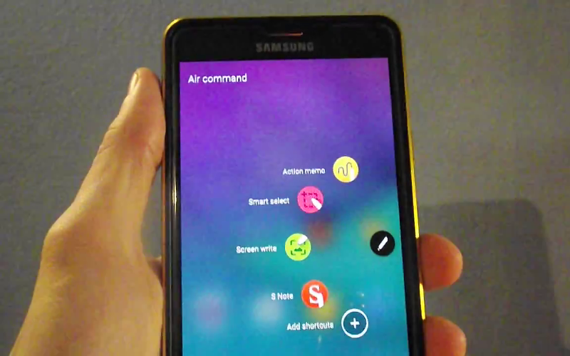 Primul telefon Samsung care primeşte update la Android 6.0 Primul telefon Samsung care primeşte update la Android 6.0