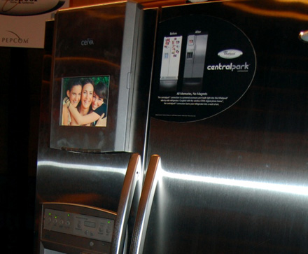 Whirlpool frigider cu rama foto digitala