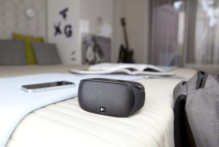 Logitech Mini Boombox - util în călătorii Logitech Mini Boombox - util în călătorii