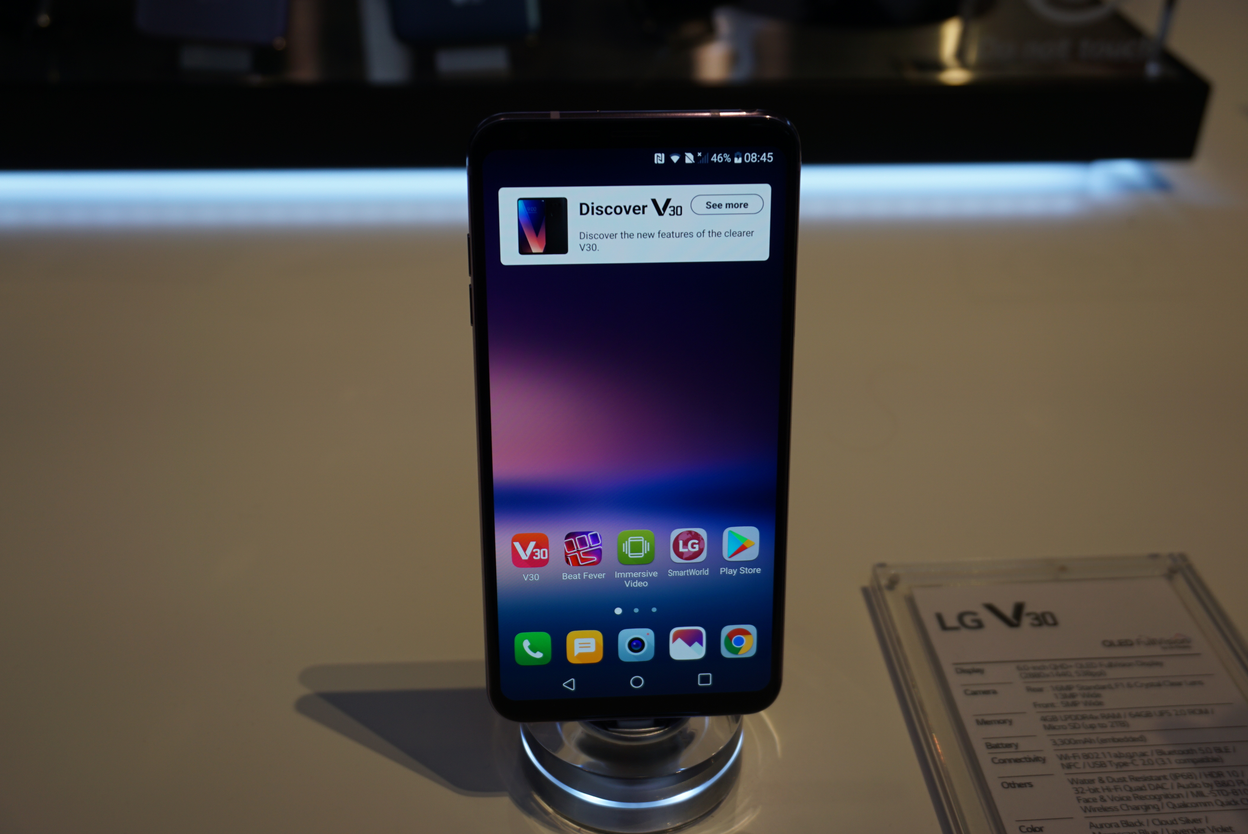 LG V30