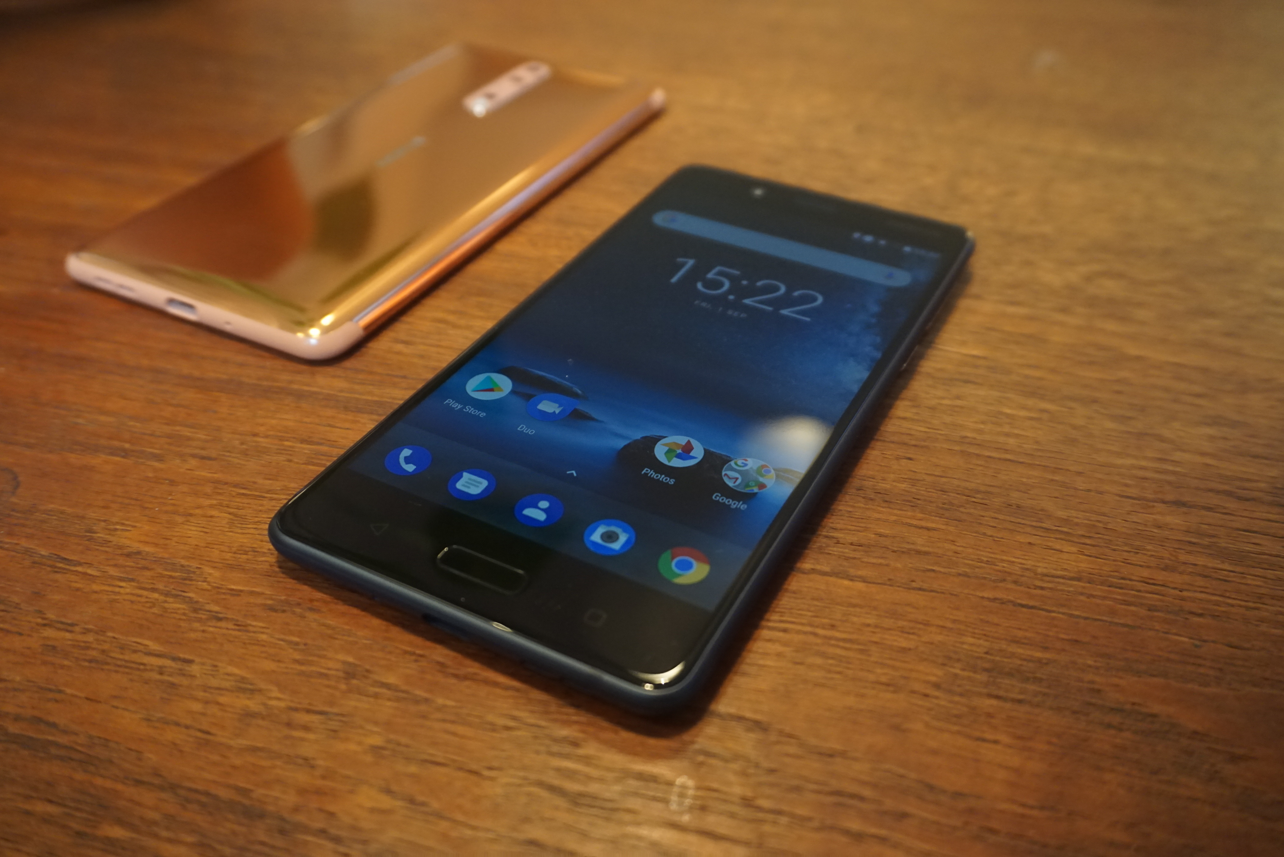 Nokia 8