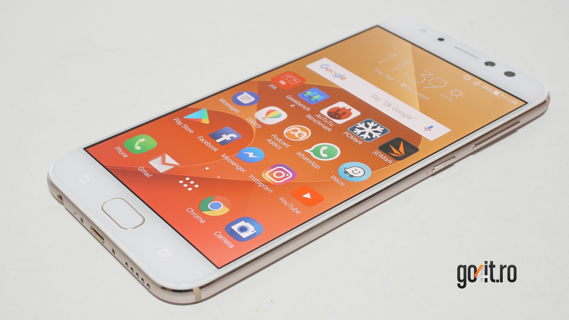 ZenFone 4 Selfie Pro