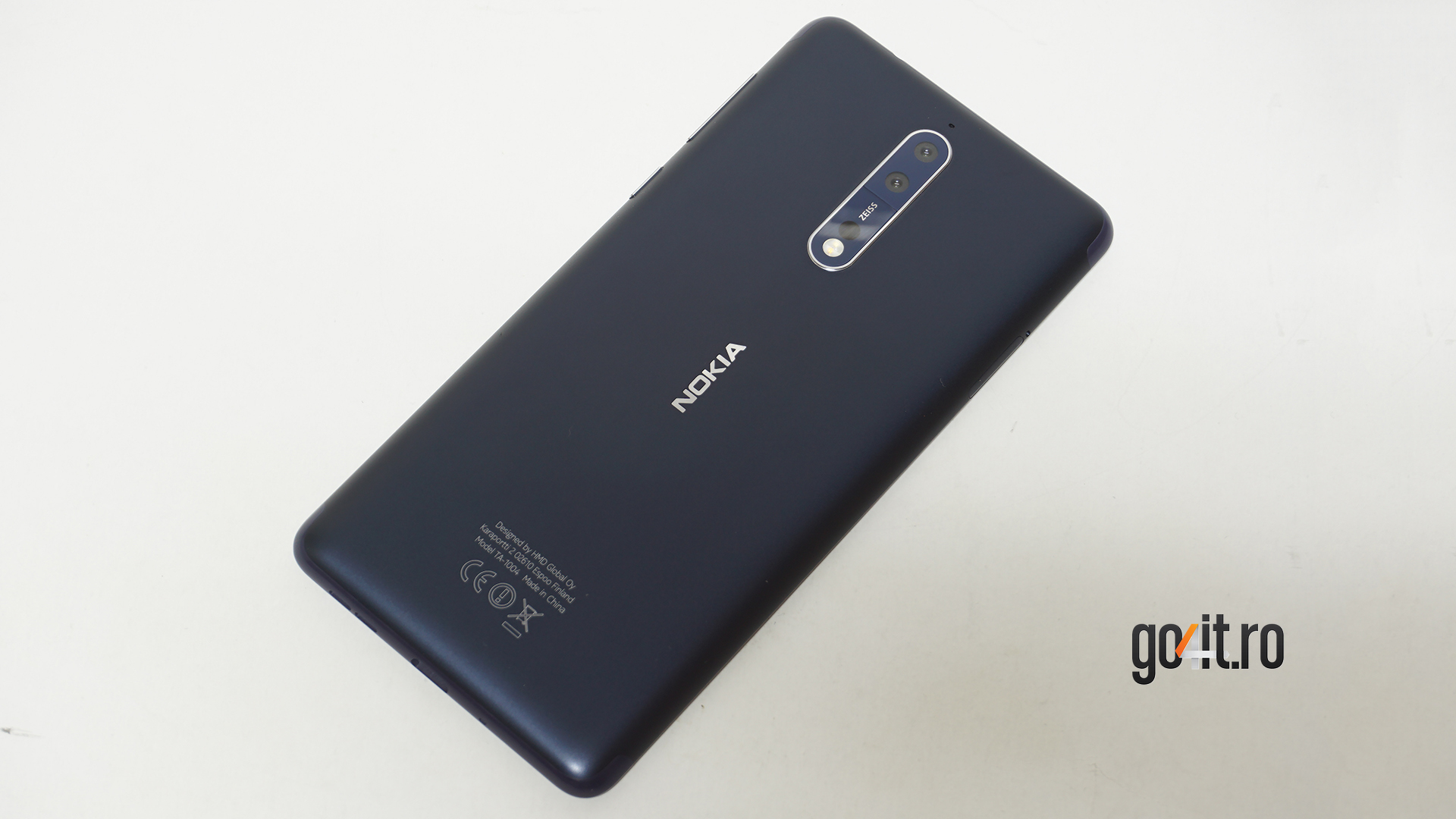 Nokia 8