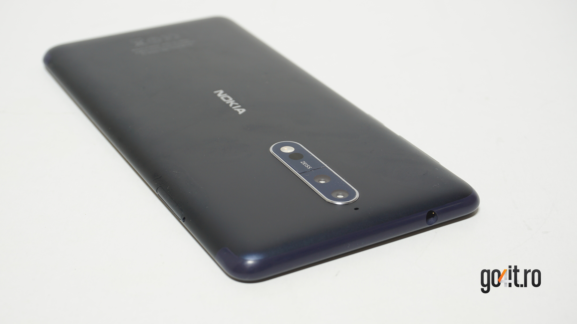 Nokia 8