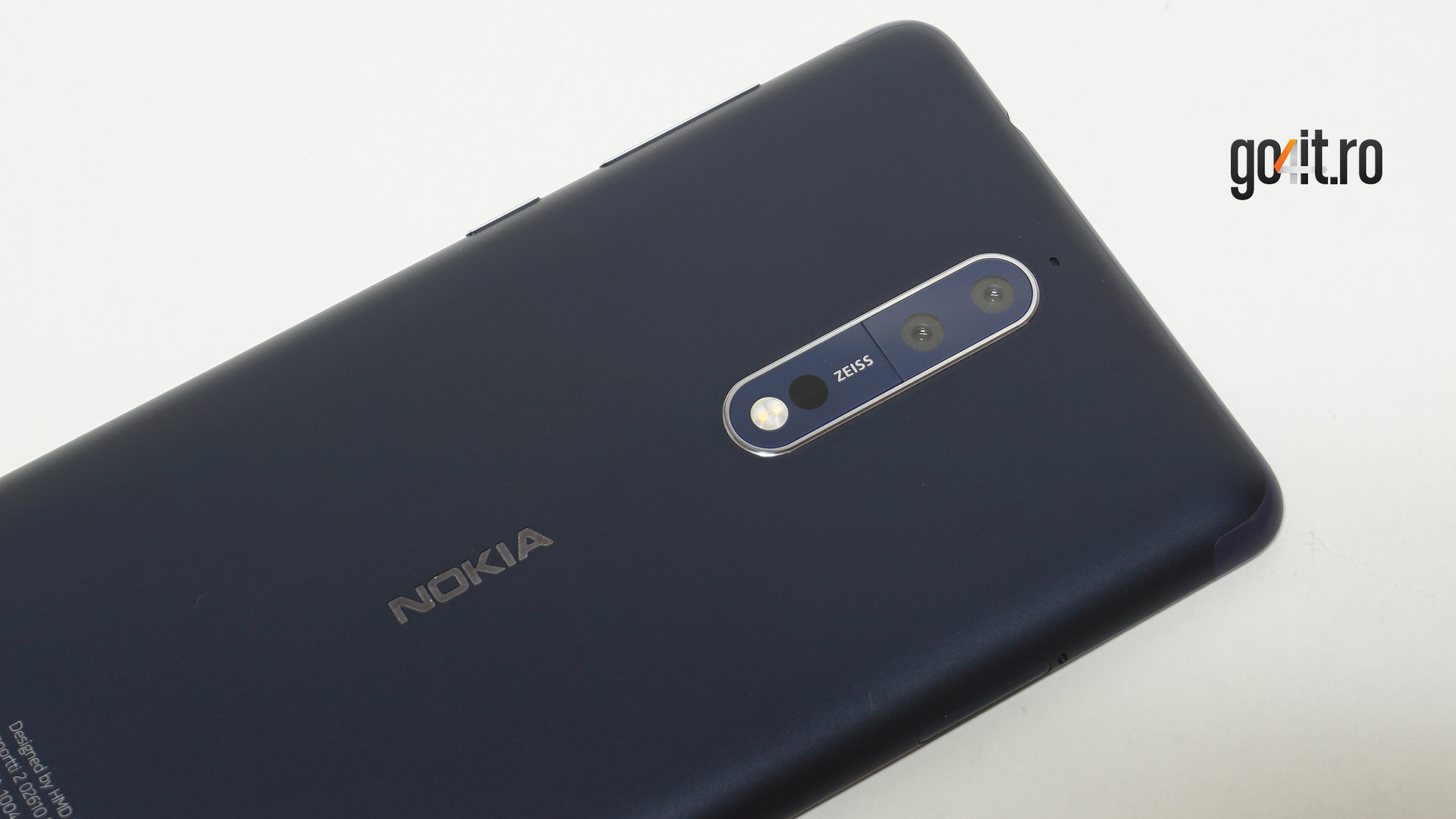 Nokia 8