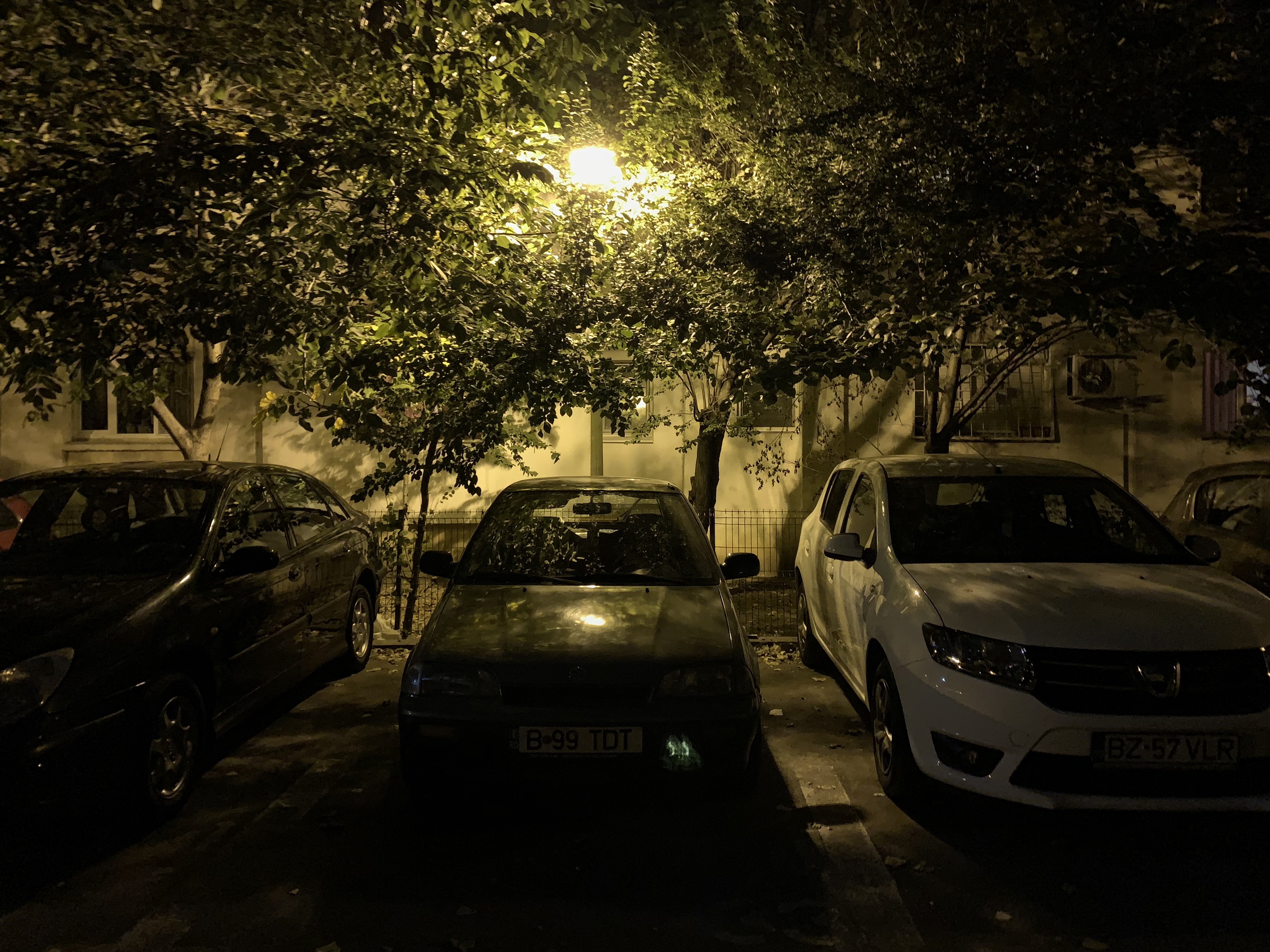 iPhone XS Max - foto noapte