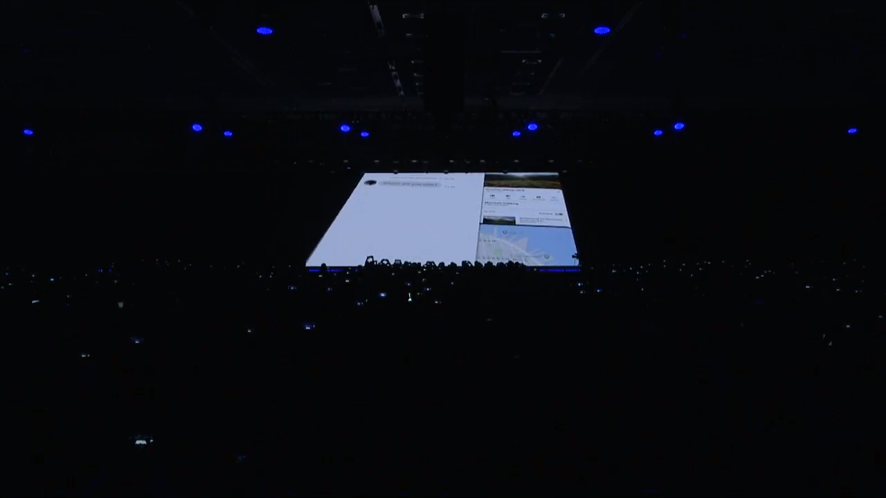 Telefonul Samsung cu ecran pliabil