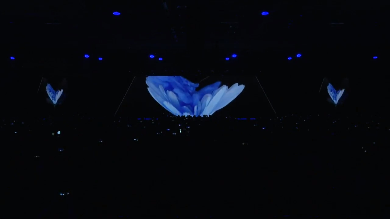 Telefonul Samsung cu ecran pliabil