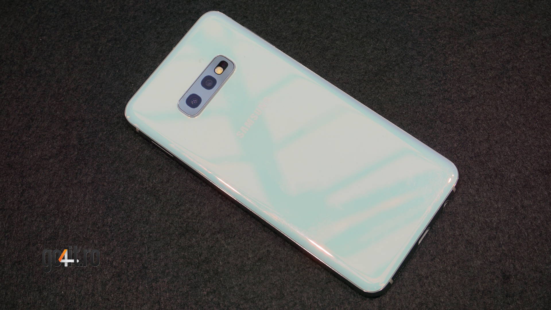 Samsung Galaxy S10e
