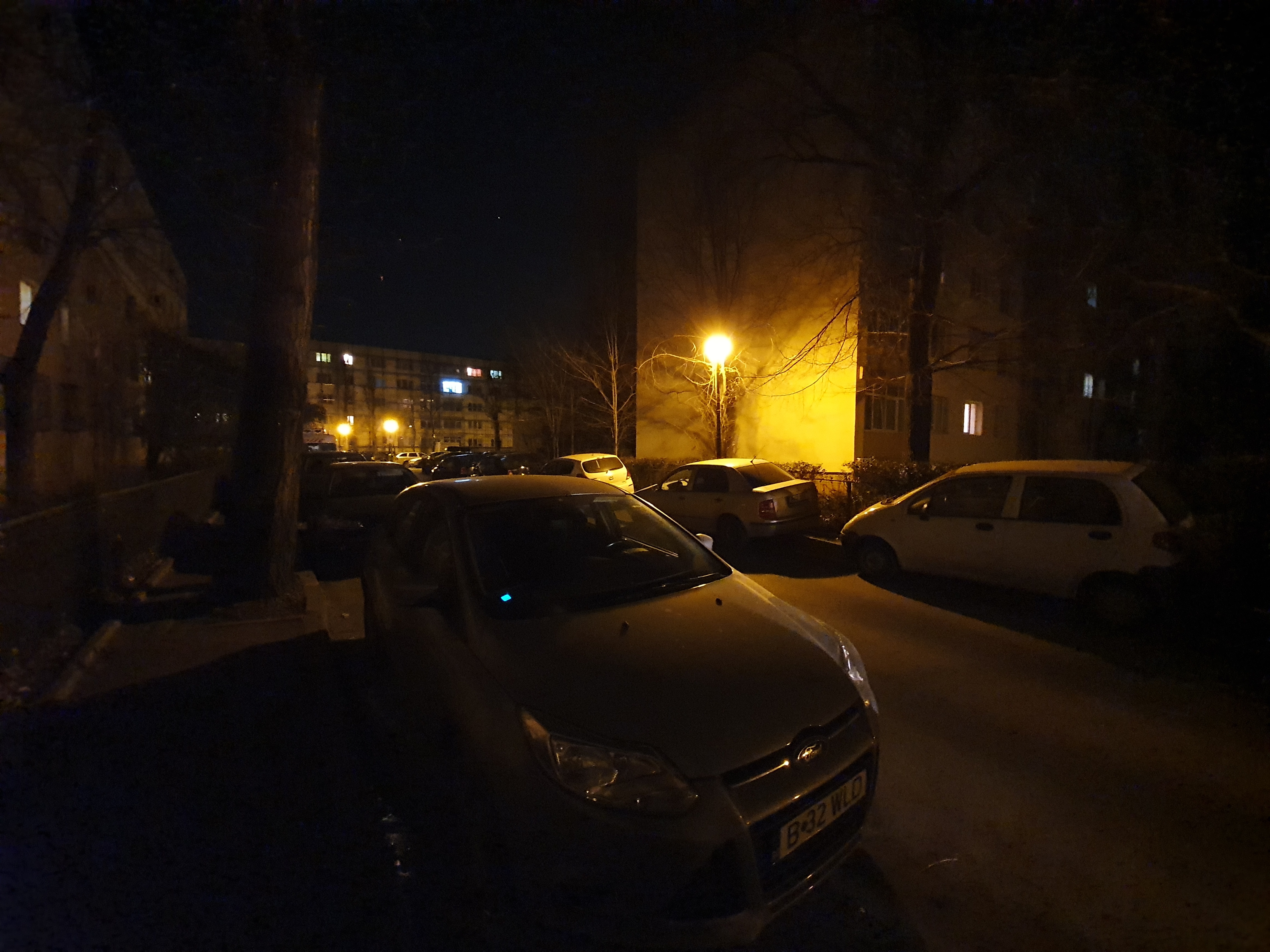 Samsung Galaxy S10+ - Foto Noapte