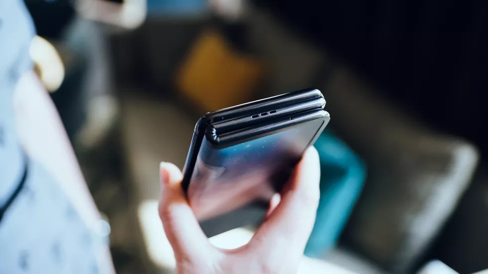 TCL folding phone
