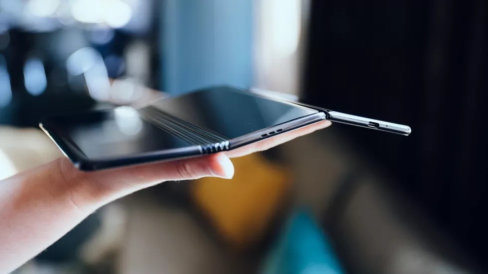 TCL folding phone