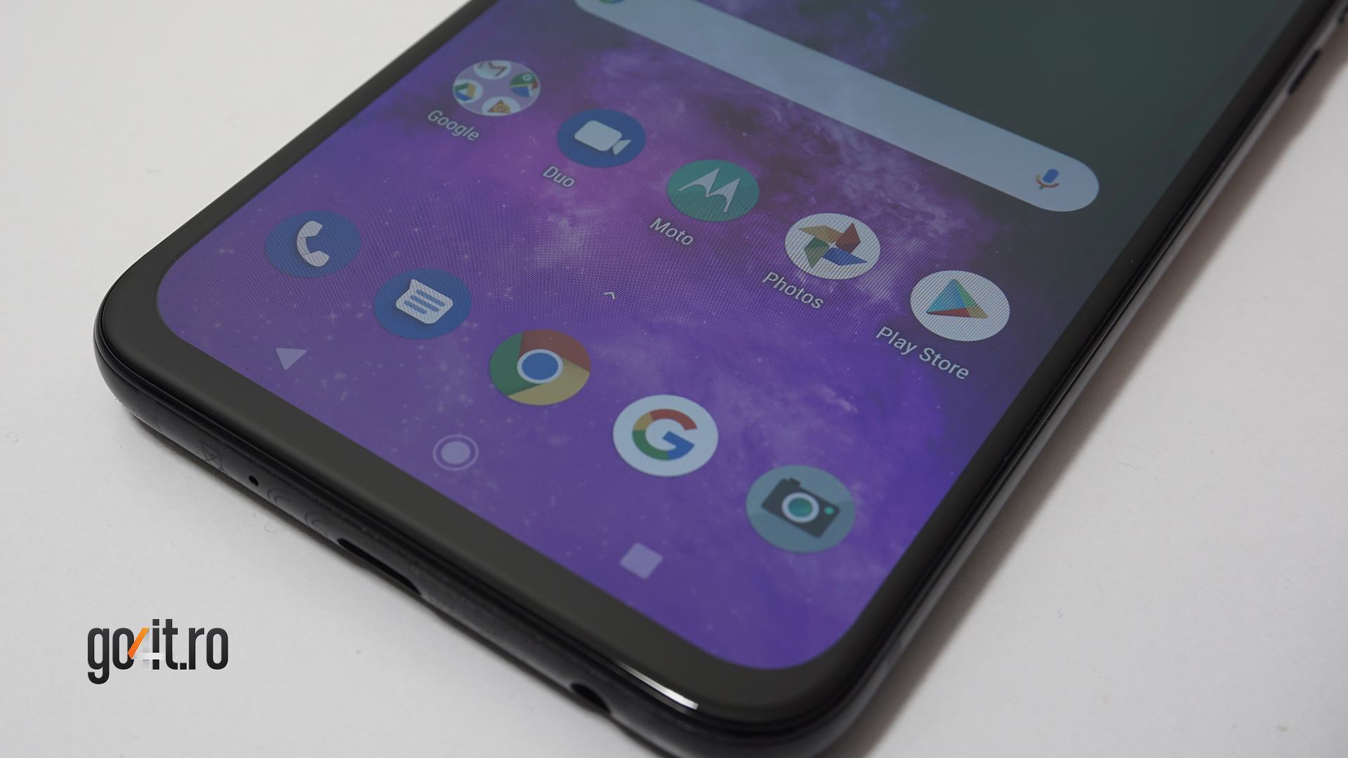 Motorola One Zoom