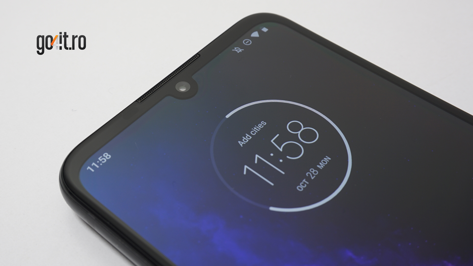 Motorola One Zoom