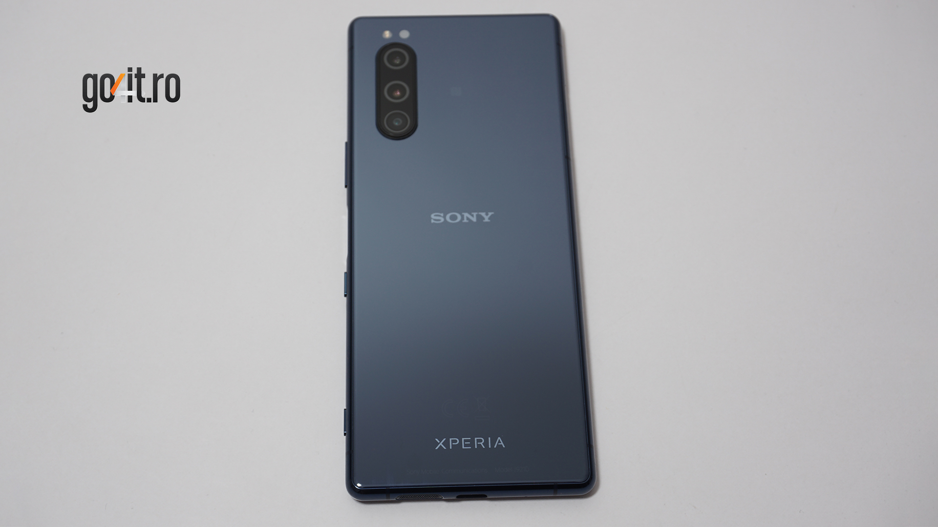 Xperia 5