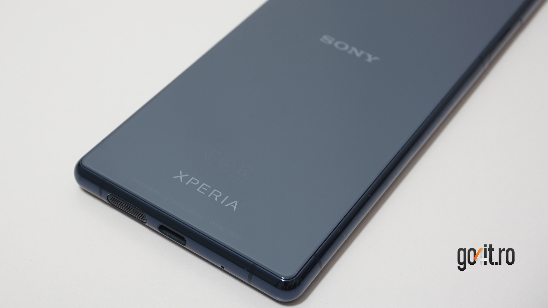 Xperia 5