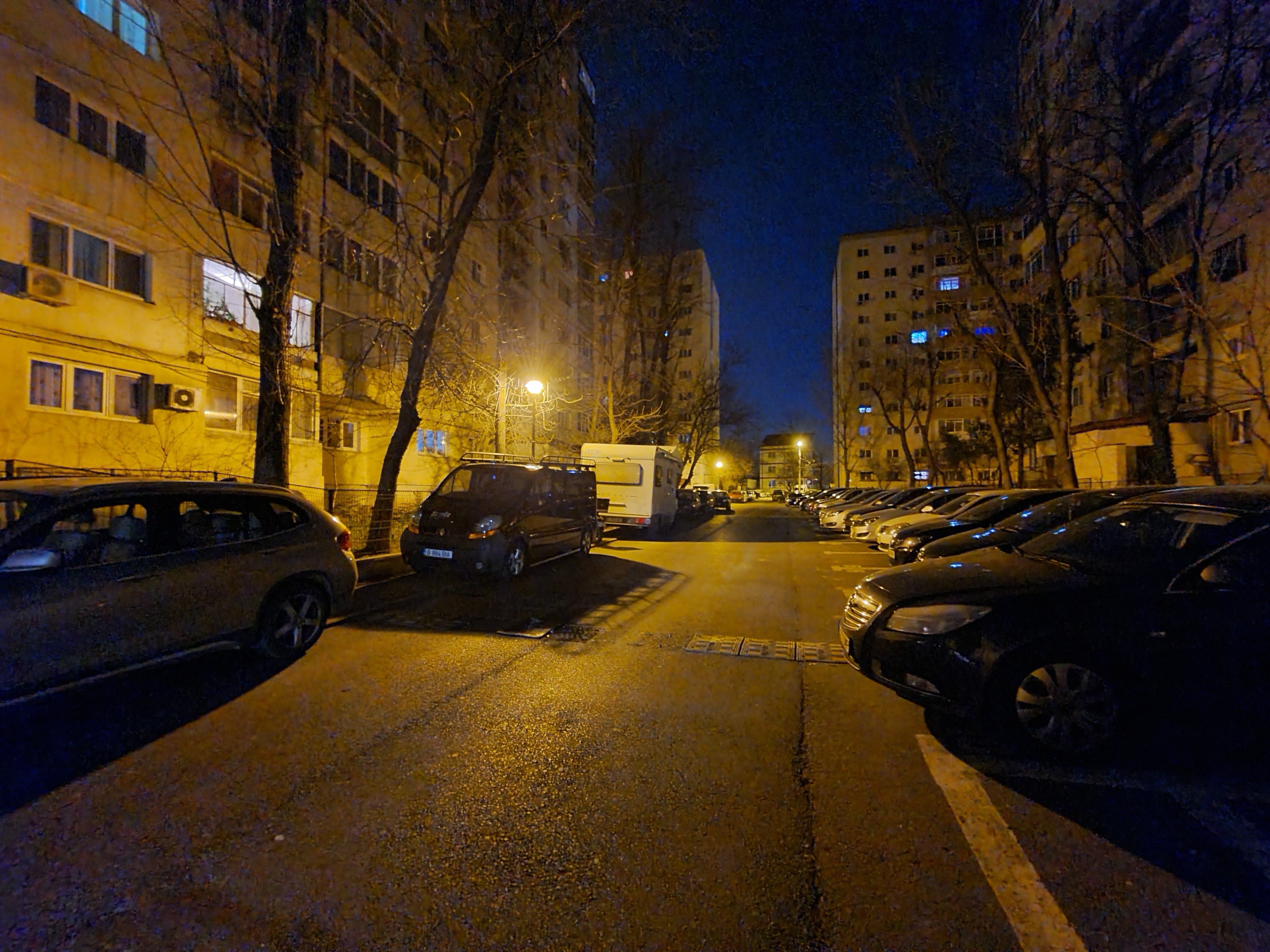 Samsung Galaxy S20+ - Foto noapte