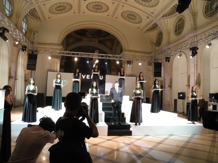 Lansare Vertu Romania