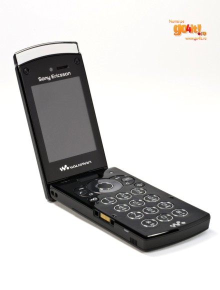 W980, un Walkman cu stil de la Sony Ericsson 