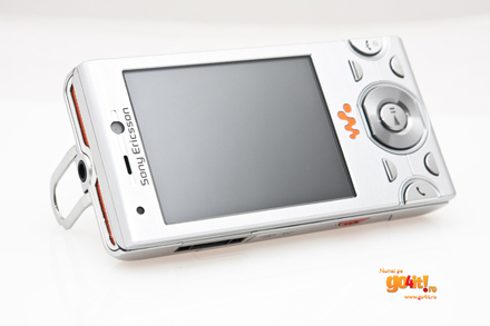 Sony Ericsson W995