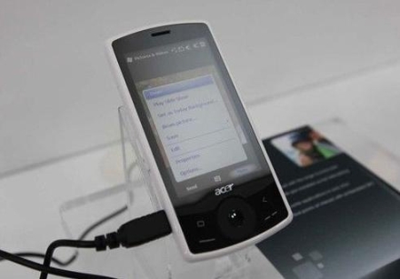 Acer A1 cu procesor la 768 MHz şi Android 2 OS la 390 € Acer A1 cu procesor la 768 MHz şi Android 2 OS la 390 €