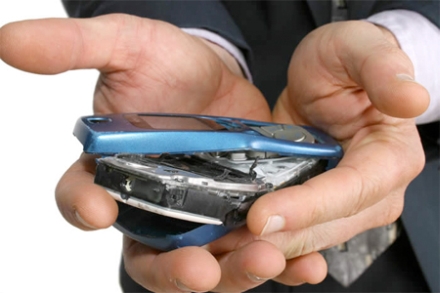 Interceptarea convorbirilor în reţelele GSM nu este uşoră, însă este posibilă Interceptarea convorbirilor în reţelele GSM nu este uşoră, însă este posibilă