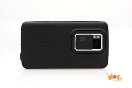 Nokia N900