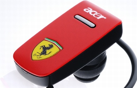 Headset-ul Bluetooth asortat cu Acer Liquid E Ferrari Headset-ul Bluetooth asortat cu Acer Liquid E Ferrari