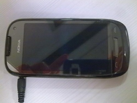 Nokia C7