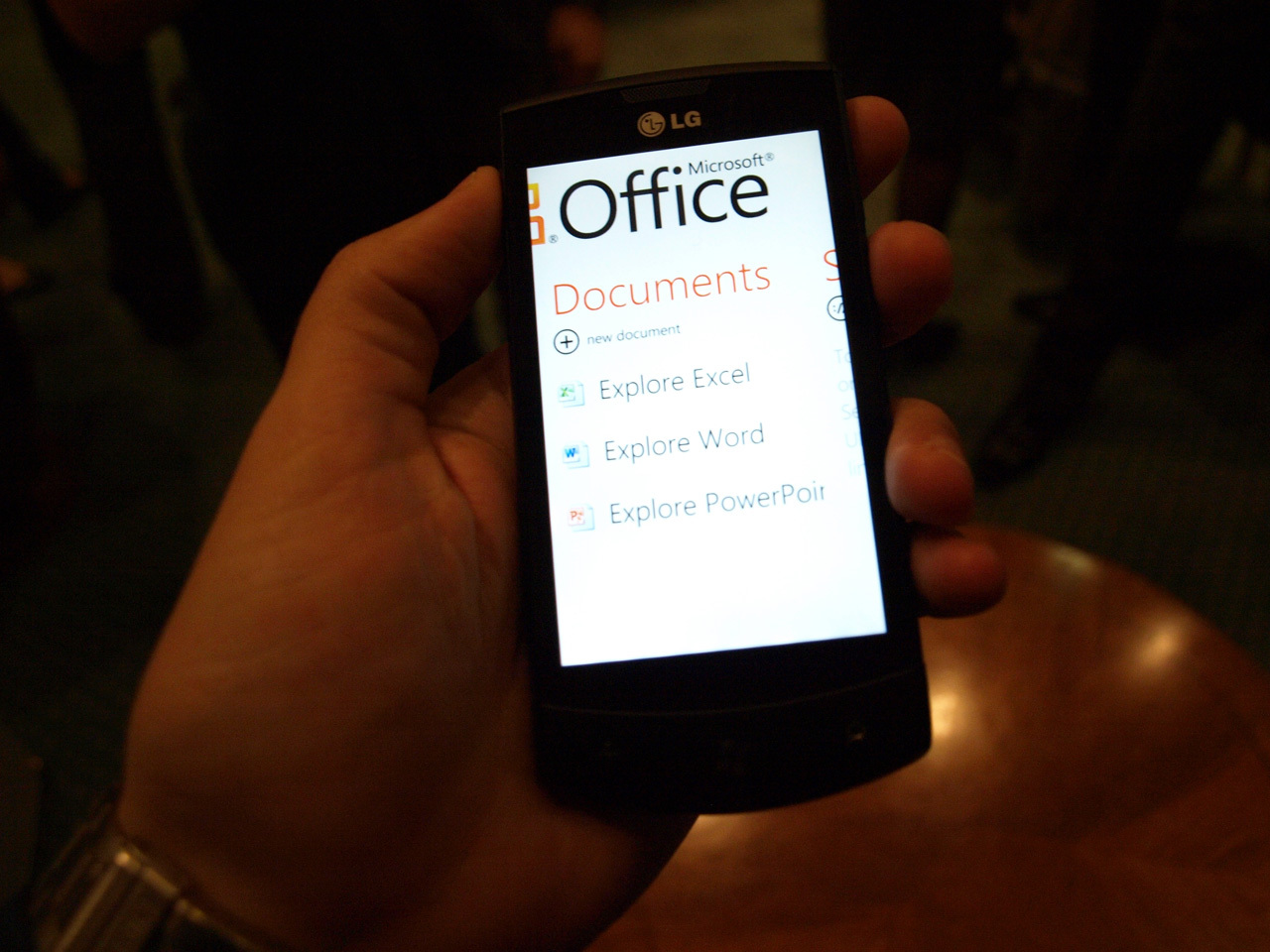 LG Optimus 7