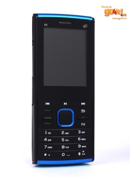 Copie după Nokia X5, cu trei SIM-uri