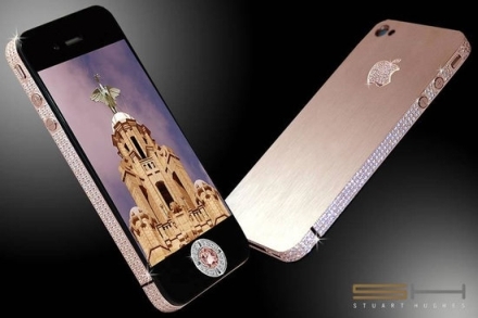 Întrefete.ro - 5 smartphones pentru femei