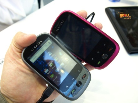 Galeria foto de la standul Alcatel de la MWC 2011
