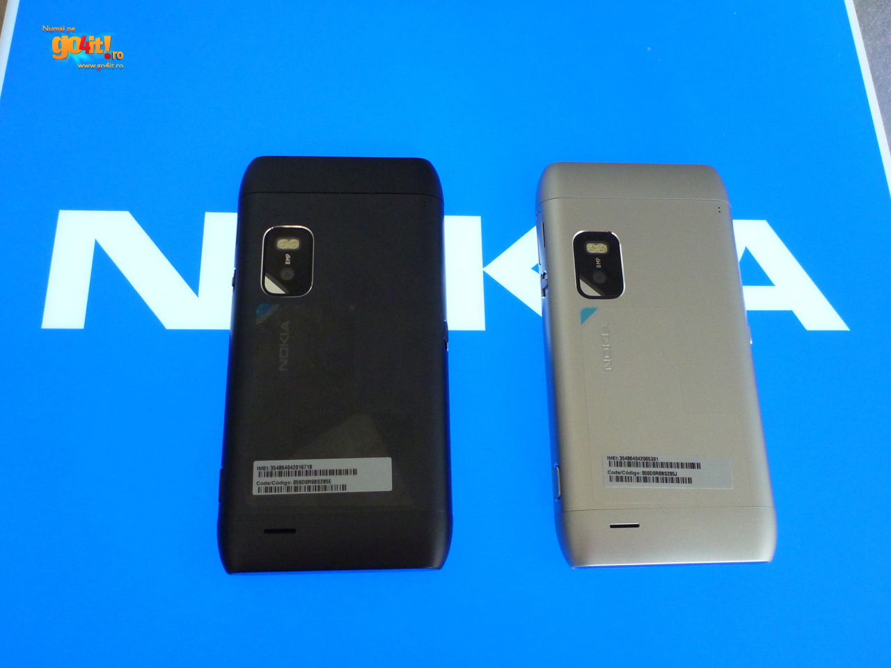Nokia E7