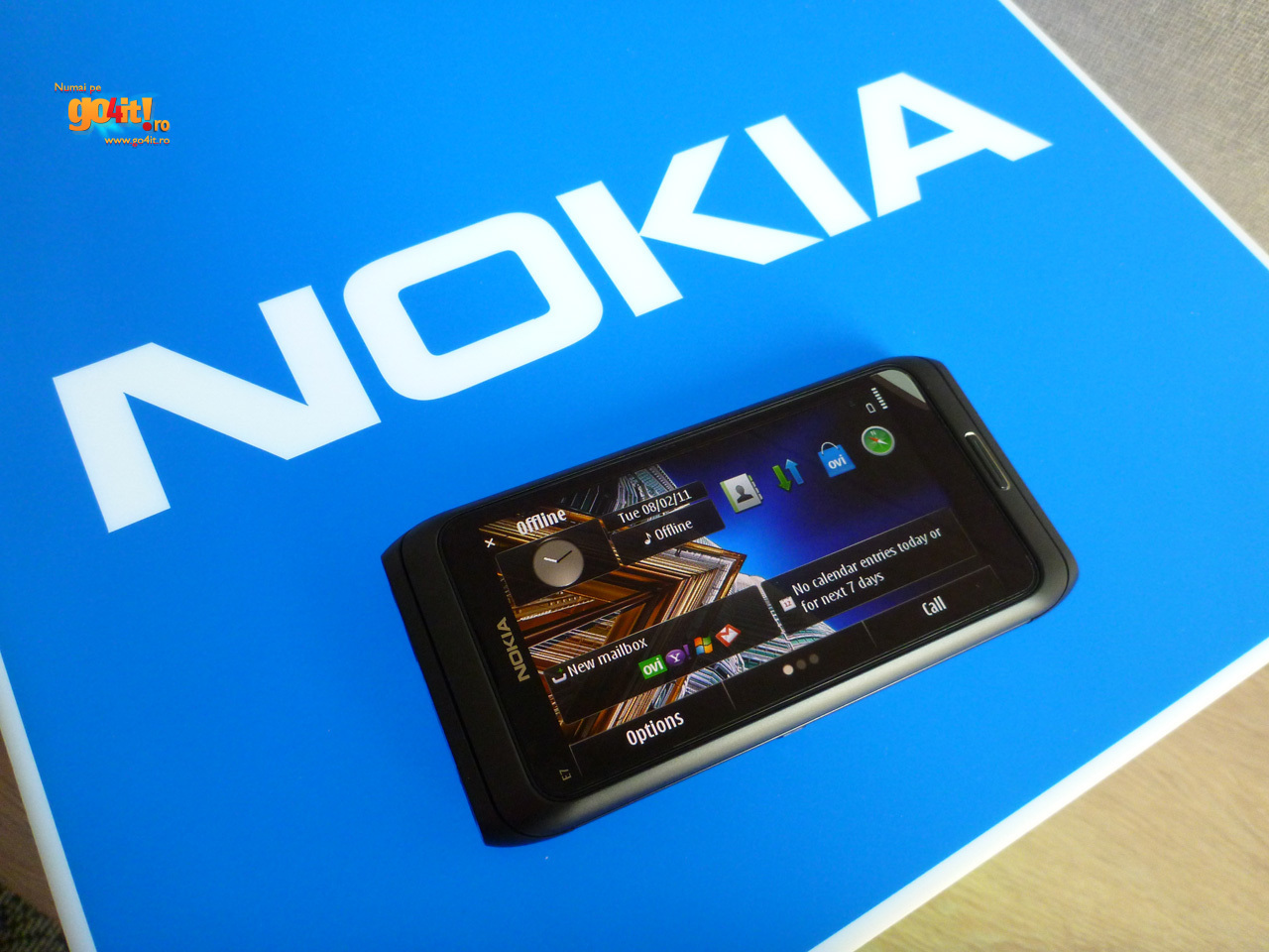 Nokia E7