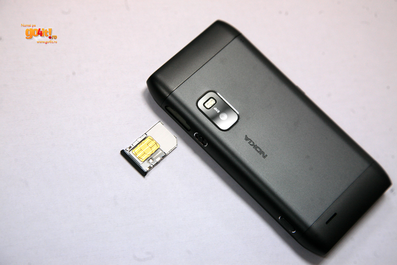 Nokia E7