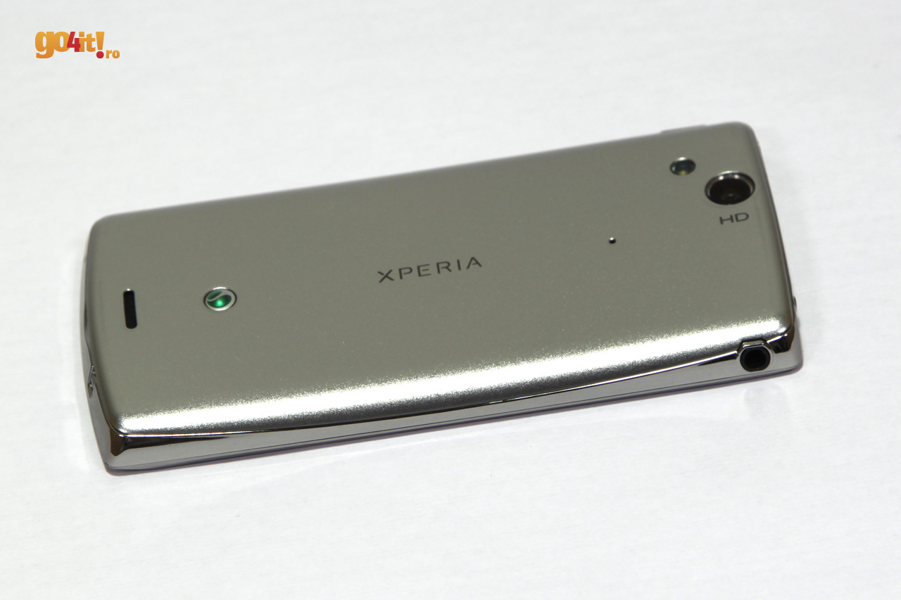 http://storage0.dms.go4it.ro/media/2/84/2012/8275149/2/xperia-arc-2.jpg