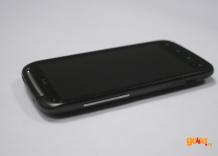 HTC Sensation - butoanele laterale