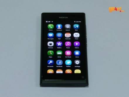 Nokia N9 în redacţia Go4it.ro!