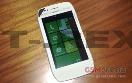 Nokia Sabre - un terminal mai accesibil cu WP7 Nokia Sabre - un terminal mai accesibil cu WP7