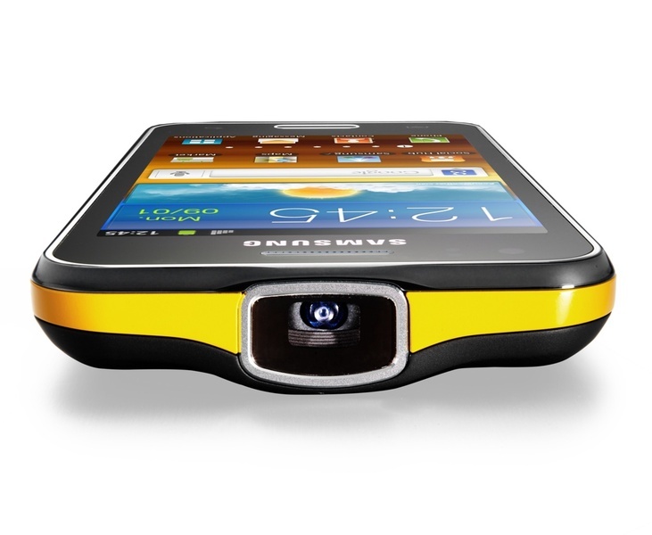 Samsung Galaxy Beam - videoproiector cu rezoluţie 640x360 pixeli