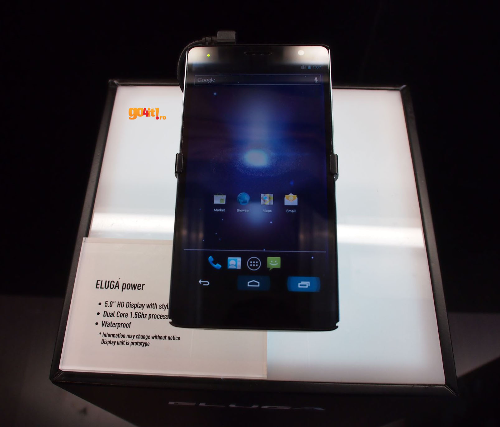 Panasonic Eluga Power - vedere faţă