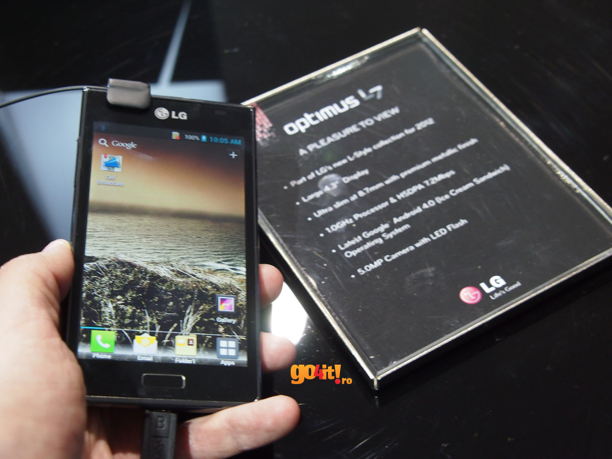 LG Optimus L7